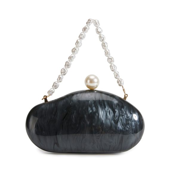Brусtѕіѕеn Handbags - Acrylic Shell Shaped Handbag Black :<